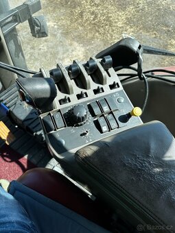 Kolový traktor Case Magnum 280 - 10