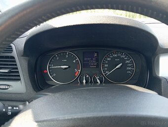 Renault Laguna 2.0 dCi 150k Dynamique - 10