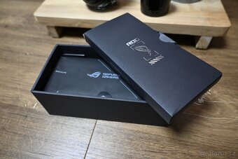 ASUS ROG Phone 9 12GB / 512GB Dual SIM Storm White - 10
