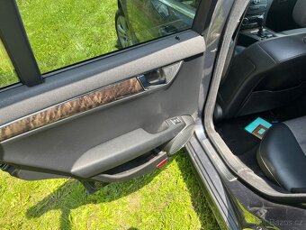 Mercedes Benz 220cdi - 10