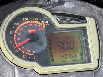 Skútr Aprilia Sportcity 200 - 10