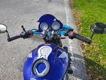 Honda CB 900 Hornet - 10