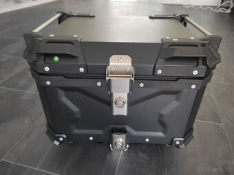 Univerzální hliníkový moto kufr 45L, 55L , 65L (Topcase) - 10