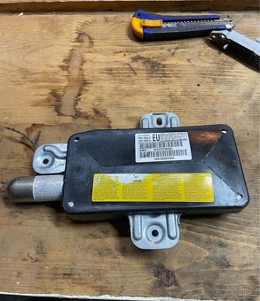 Díly BMW E46 320i 125Kw - 10