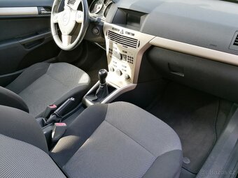 Opel Astra 1.4 16V GTC - 10