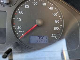 Multivan T5, 1.9 TDI, 75 kw, NOVÁ PŘEVODOVKA - 10
