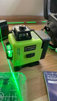 Laserový nivelák 4D, zelený paprsek, 16 linií - 10