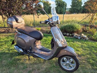 Vespa Primavera 125 - 10