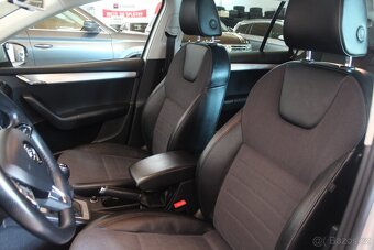 Škoda Octavia III 1.6TDI Elegance Navi Tažné - 10