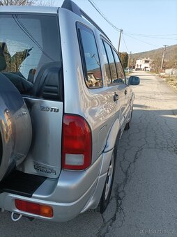 Suzuki Grand Vitara 2.0 td4x4 - 10