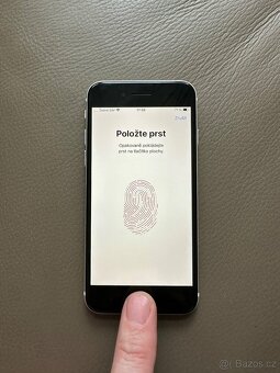 iPhone SE 128Gb 2020 - 10