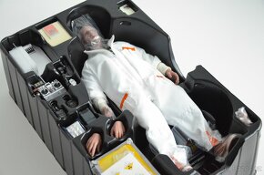 Hot Toys Back To The Future Doc Emmett Brown MMS 610 - 10