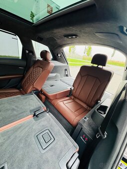 Audi SQ7, 4.0TDI V8 320kw,7 míst , tažné zařízení,první maji - 10
