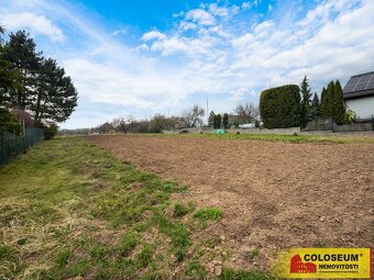 Moravany, pozemky pro bydlení, 1.711 m2, sítě - pozemek - 10