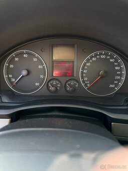 VW Golf 1.6 FSI, 2004 r.v - 10