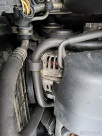 VW Touran 2004 2,0TDI MAN 6kvalt - DILY z VOZU - 10