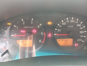 Nissan Navara 2.5 DCI/126 kw - 10