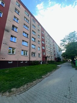 Pronájem bytu 2+1 s lodžií, ul. Sokolovská,Ostrava-Poruba - 10