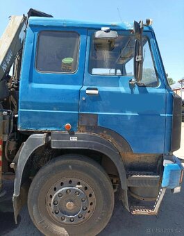 Liaz 1823 s hydraulickou rukou HR 8000 - 10