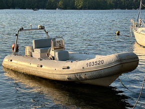 Motorový člun Brig 500 s motorem Tohatsu 50 HP - 10