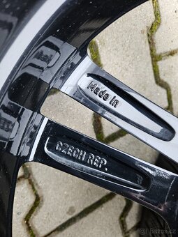 Originální Alu Mercedes 225/45/18 Zimní Bridgestone. - 10