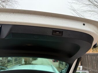 Karoq 1.6 TDI Style NAVIGACE - 10