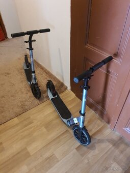 Prodám koloběžky - helmu - 10