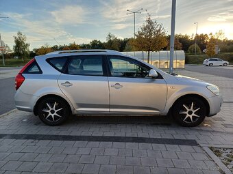 Kia ceed SW 1.6 benzín - nová STK - 10