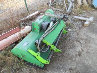 Malotraktor kolový GOLDONI s radlicí a 2 mulčovači - 10