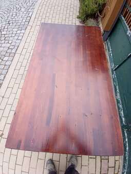 Jídelní stůl - 10