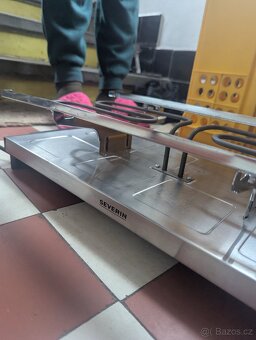 Zahradní gril s mramorovou deskou - 10