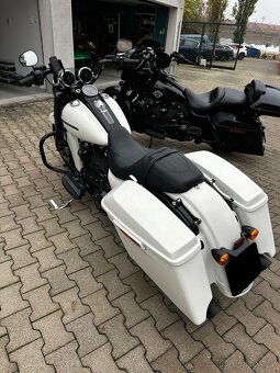 Harley-Davidson Road King Special 4400km TOP stav - 10