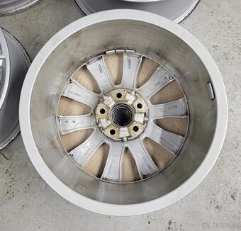 Originál 17" Audi Q5 5x112 VW Škoda - 10