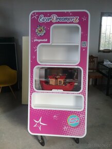 Pěkná kovová reklamní vitrína Playmobil - 10
