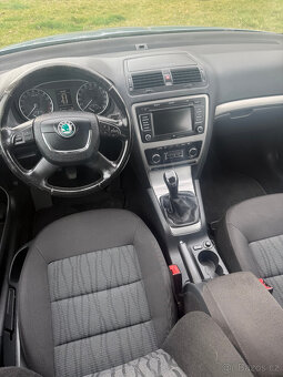 Škoda Octavia 2.0 TDI 103KW serviska nova technicka 2012 - 10