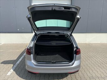 Volkswagen Passat 2,0 TDI BMT 140kW DSG Business (2020) - 10