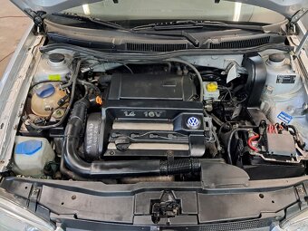 VW GOLF IV 1.4 16V - 10