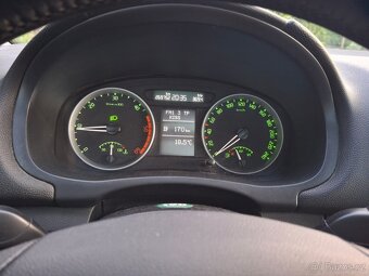 Škoda Roomster 1.4 TDI 59Kw Nová STK ,Panorama,polo kůže. - 10