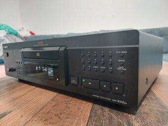 SONY CDP XA2ES - 10