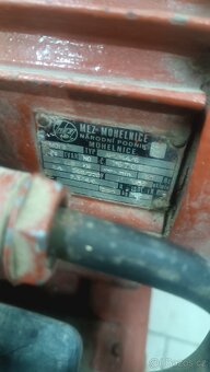 Starý kompresor - 10