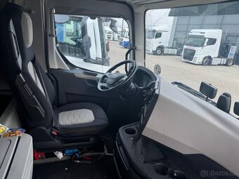 Ford F-MAX - 10