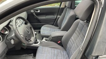Renault Mégane, 1.5 DCI 78 KW // PANORAMA // RV 3/2008 - 10