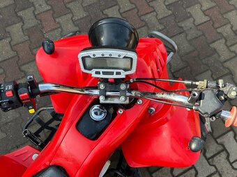 Čtyřkolka 110CCM ,jako nová,v hezkém stavu - 10