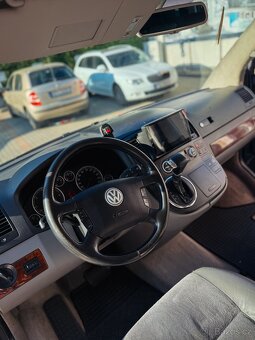 VW Multivan 2.5tdi 128kw automat 7 míst k pronájmu - 10