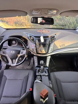 Hyundai i40 combi 2012 nafta - 10