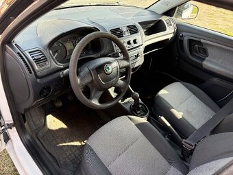 Škoda Fabia 2 - 10