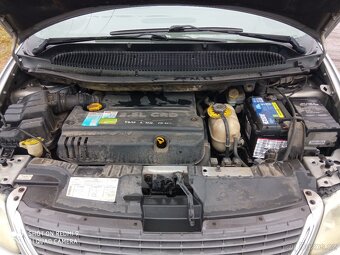 PRODÁM CHRYSLER GRAND VOYAGER - NOVÁ STK - 10