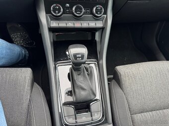 Škoda Karoq, 2.0 TDi 4X4 LED + pneu - 10