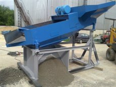 Třídička (katr) na veškerý sypký materiál - 10