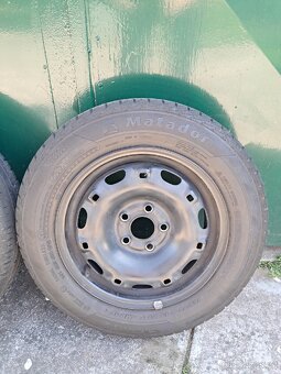 Letní pneu s diskama na Škoda Fabii 1- 165/70/R14 - 10